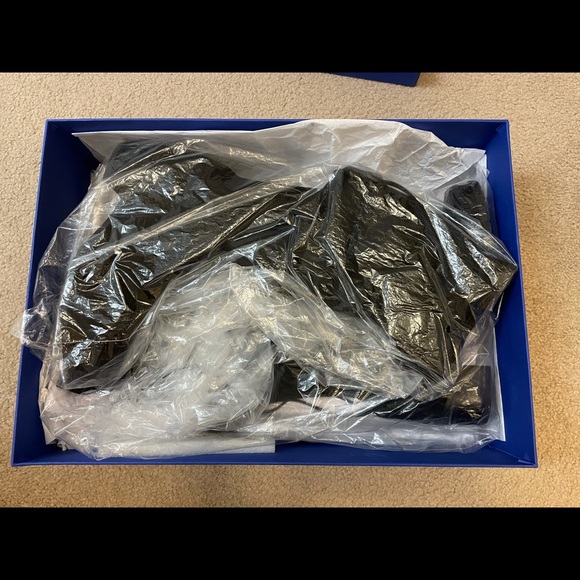 Used Stuart Weitzman Midland - Picture 6 of 8